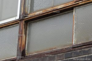 窓枠さび、タイル汚れ