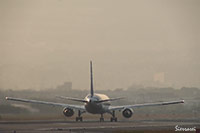 大阪国際空港（伊丹空港）：ANA JA601A離陸シーン